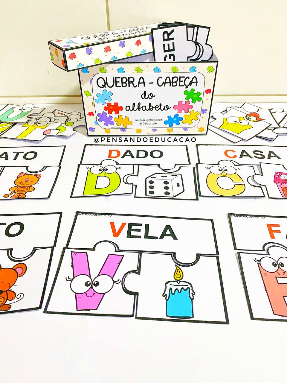 Material pedagogico quebra cabeca alfabeto