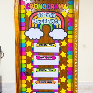 Mural "Cronograma Semana da Criança"