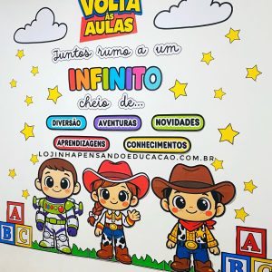 Painel “Infinito” de volta às aulas